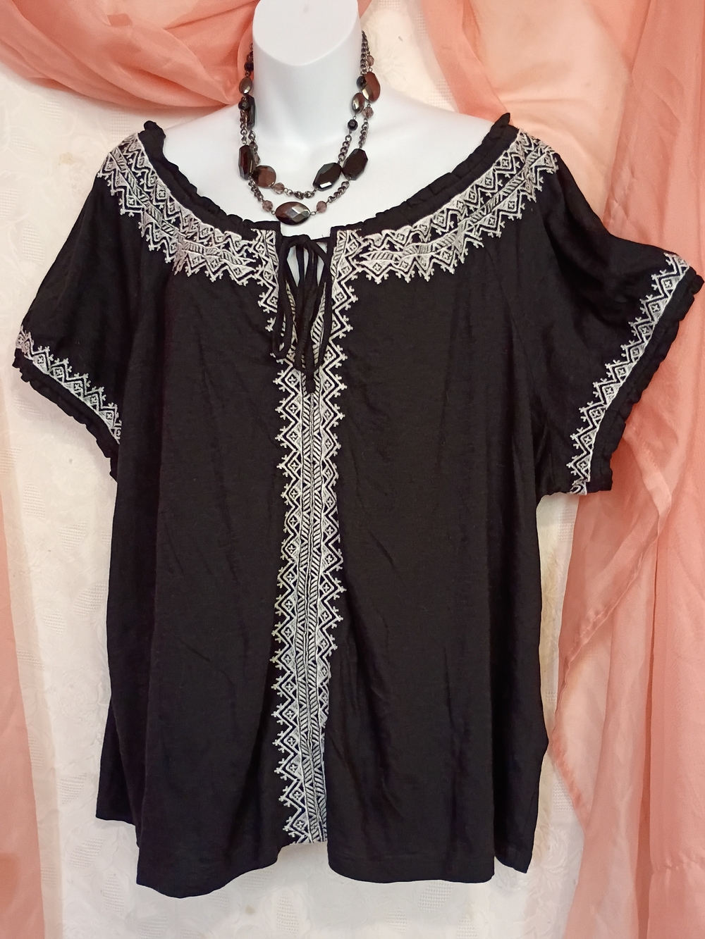 Style & Co. Ladies Black Peasant Blouse with White Embroidery Sz 3X
